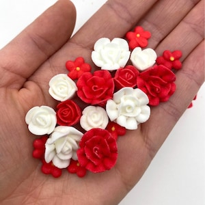 30 Red Wedding Icing Flowers - Royal Icing Flowers - White Roses - Red Flowers - icing Roses - Sugar Flowers - Red and White - Edible Flower