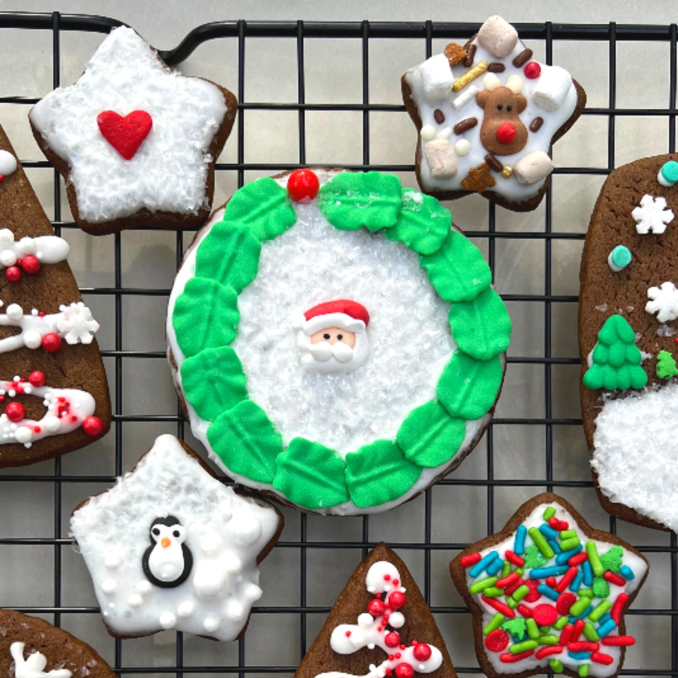 Santa Icing 12 Mini Christmas Icing Shapes – Santa, Reindeer, Penguin Cupcake ...