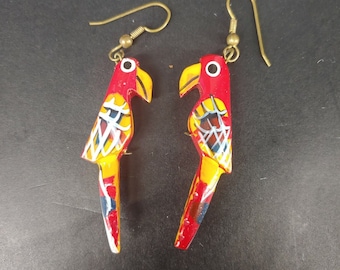 Parrot Earrings Hand Crafted Carved & Painted Tropical Parrot Bird - VC064sx