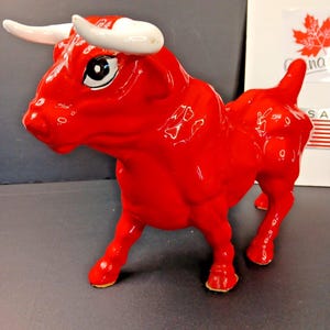 Vintage Ceramic Red Bull Figure 9&quot; Long Mid Century Modern MCM Sculpture-Japan