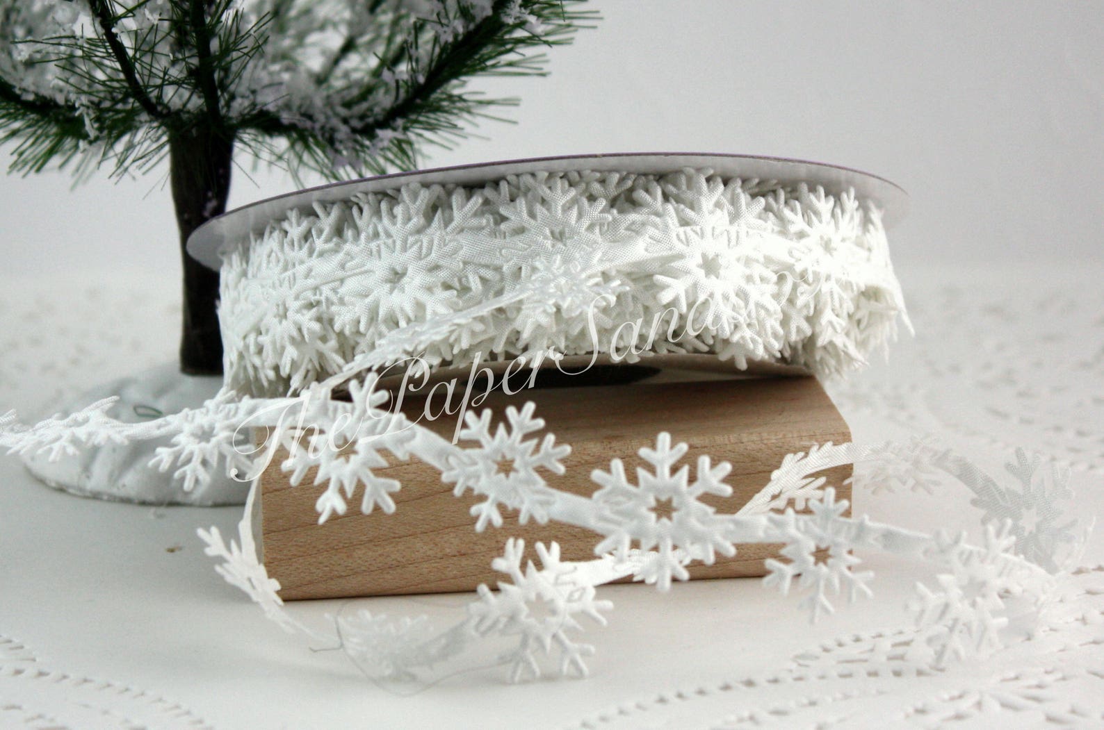 White Snowflake Ribbon Trim 1/2 wide BY THE YARD Etsy