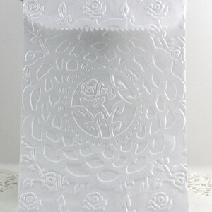 20 Lace Doily Embossed Paper Bags Choice of Size/Style