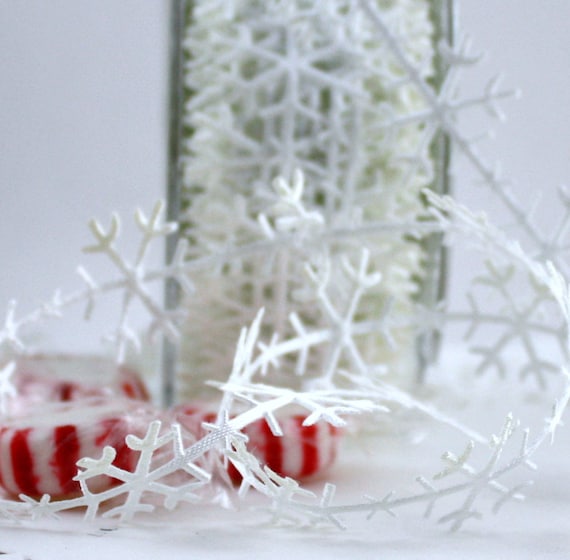 White Snowflake Trim 1 inch wide by the yard White Snowflake Etsy