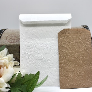 20 Wildflower Embossed Paper Bags, Choice of Size/Style