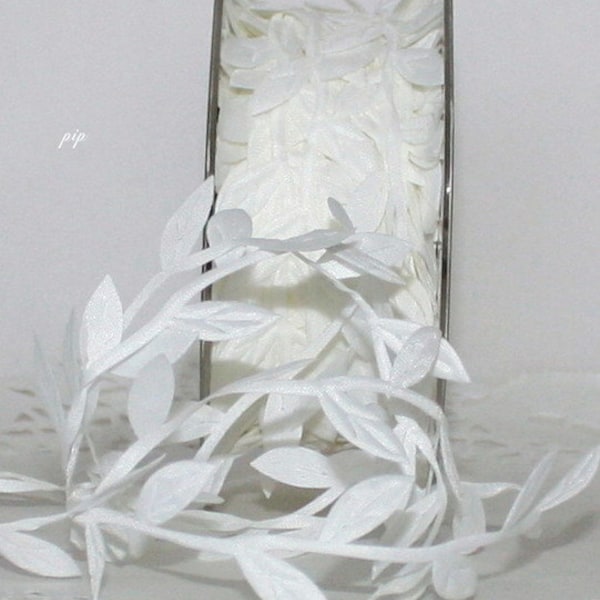 White Ribbon Leaf Trim 1/4” wide BY THE YARD