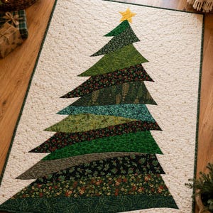 Evergreen Glow 03571L – Christmas Tree Quilt Pattern, Holiday Wall Hanging, Festive Patchwork Decor
