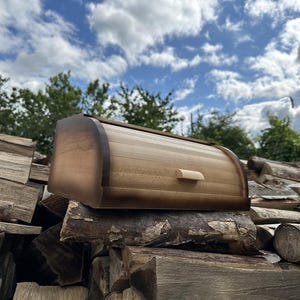 Wooden Bread Box, Retro Style Beech Wood Bread Storage, Roll-Top Bread Keeper, Handmade Kitchen Organizer, Rustic Bread Bin for Countertop