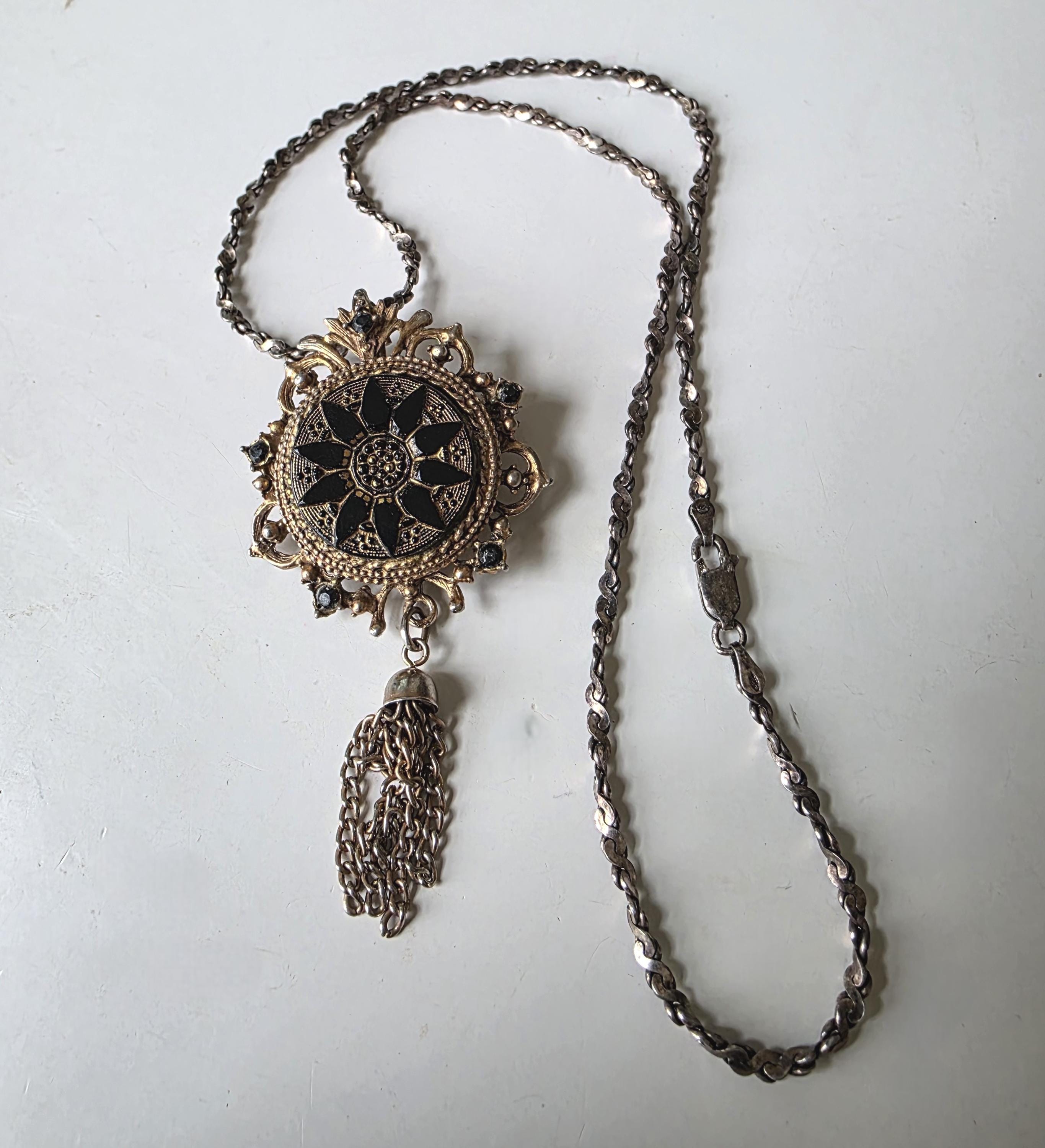 Vintage Signed DENISE Black Glass Starburst Brooch Pendant Gold Tone Openwork Design Black Rhinestones & Tassel Twisted Chain Stamped 925