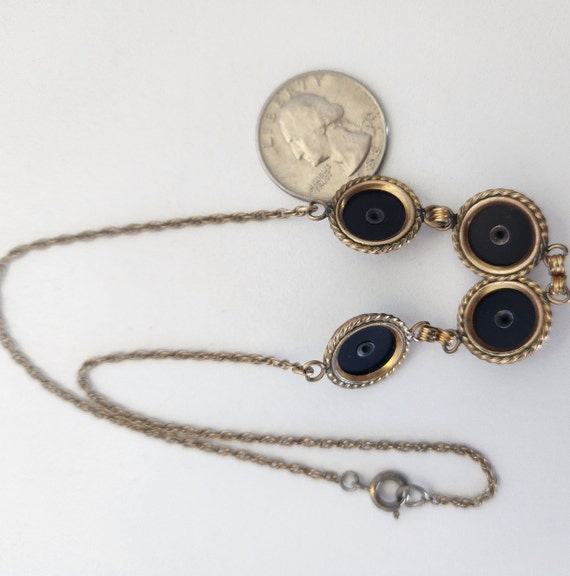 Vintage Gold Tone Floral Necklace with Round Laye… - image 7