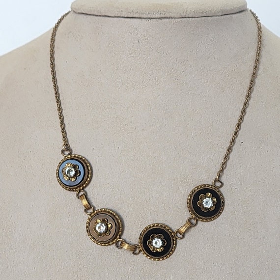 Vintage Gold Tone Floral Necklace with Round Laye… - image 5