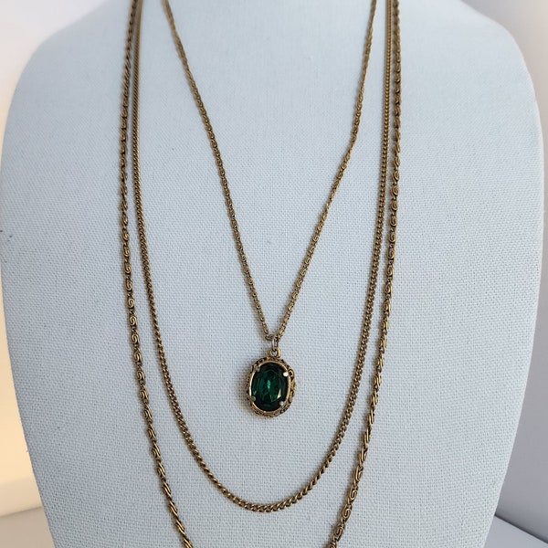 Vintage Unsigned Goldette Style Antiqued Gold Tone Multi Strand Chain Necklace Faceted Green Glass Pendant Fashion Costume Jewelry