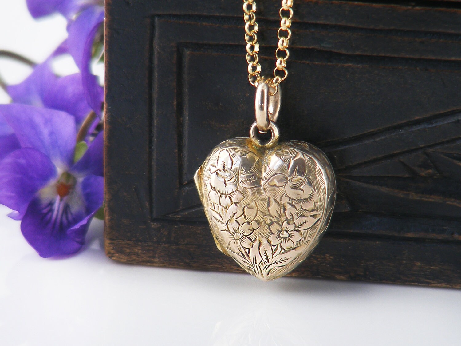 Antique Heart Locket | Victorian Gold 