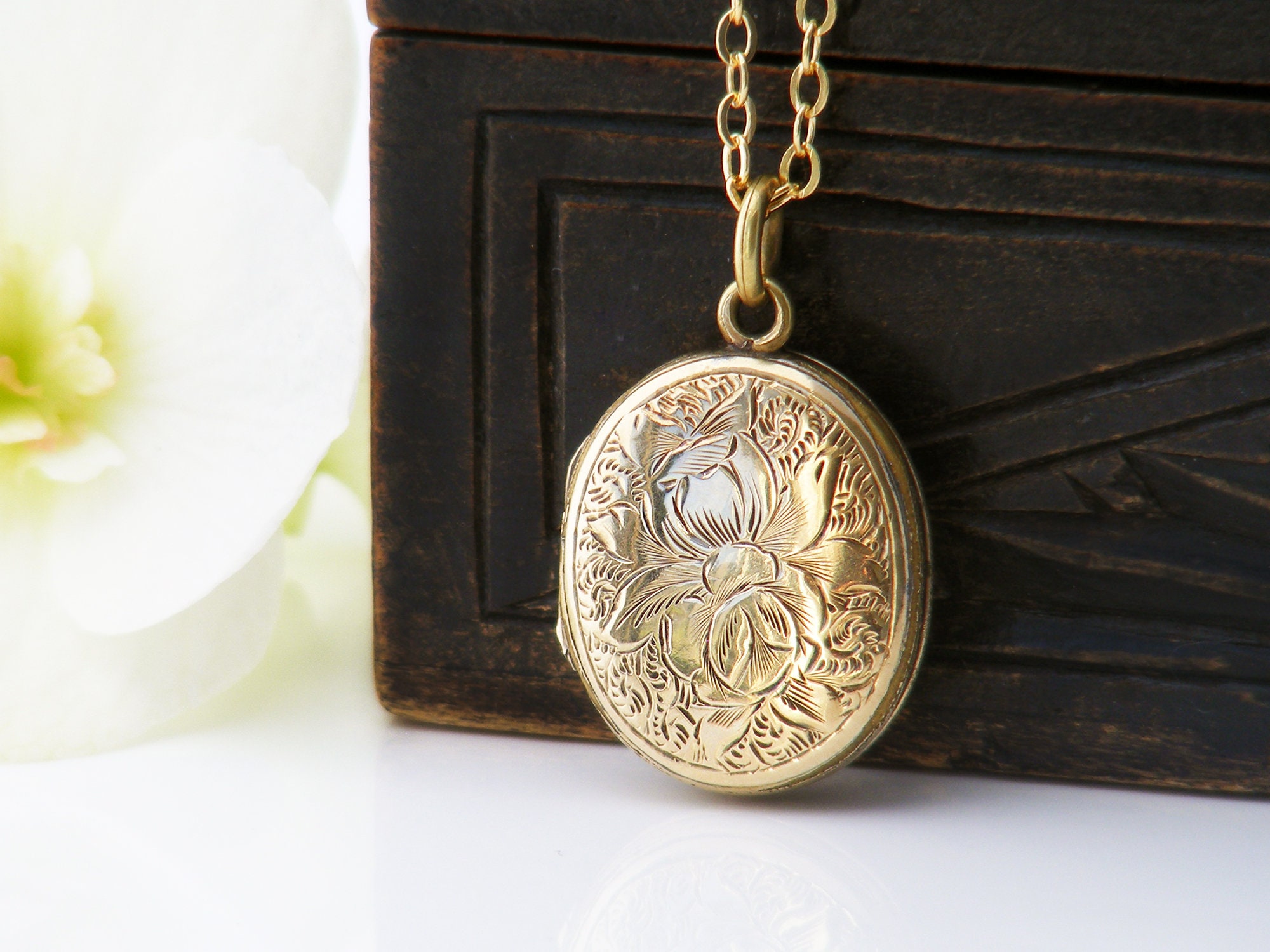 Gold Antique Locket | Victorian Locket 