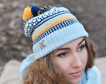 Knitted beanie, Slouchy hat, Colorful cap, Gift for her, Cap with pompom, gift for girl, Merino wool knitted hat, Snowbording cap