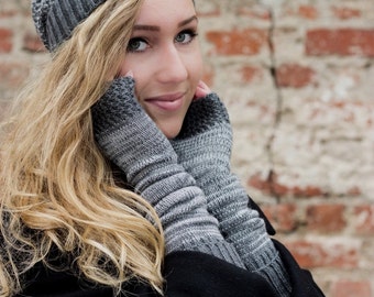 Merino wool set of the fingerless and hat color dark and light grey
