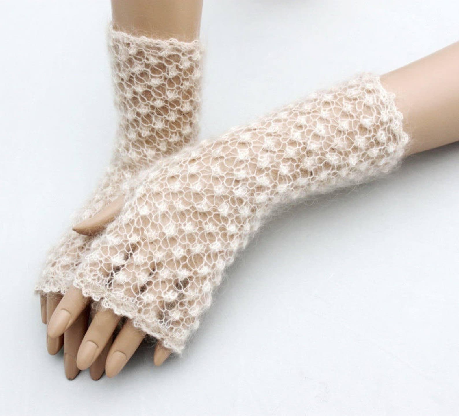 Митенки ажурные спицами