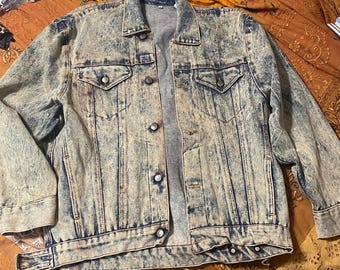 Retro acid wash denim jacket, USA hand-painted on back, unisex, size large