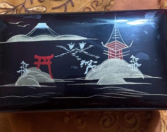 Vintage Japanese wood lacquer jewelry box