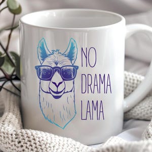 No Drama Llama Mug – Funny Animal Lover Gift, Cute Ceramic Coffee Cup, Llama Pun Mug for Work or Home