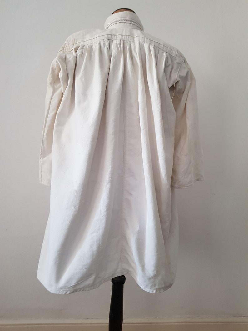 Romanian linen smock shirt Eastern European Folk Smock c. 1930s image 3