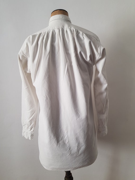 1930s Slovakian White linen shirt button collar t… - image 7