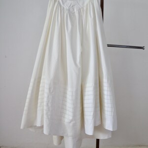 スカート 1900s Antique French White Cotton Skirt Antique French White Cotton Petticoat Skirt Long Pleats