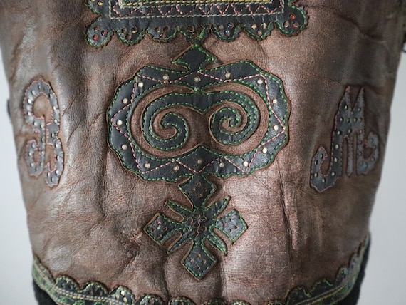 1920s Hungarian sheepskin leather vest waistcoat … - image 3