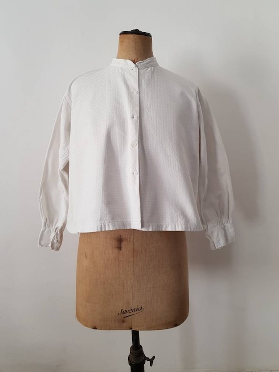 Antique French white textured cotton blouse piqué