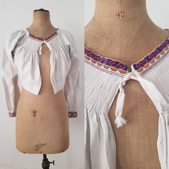 1930s Slovakian Cropped Linen Blouse Needlepoint S