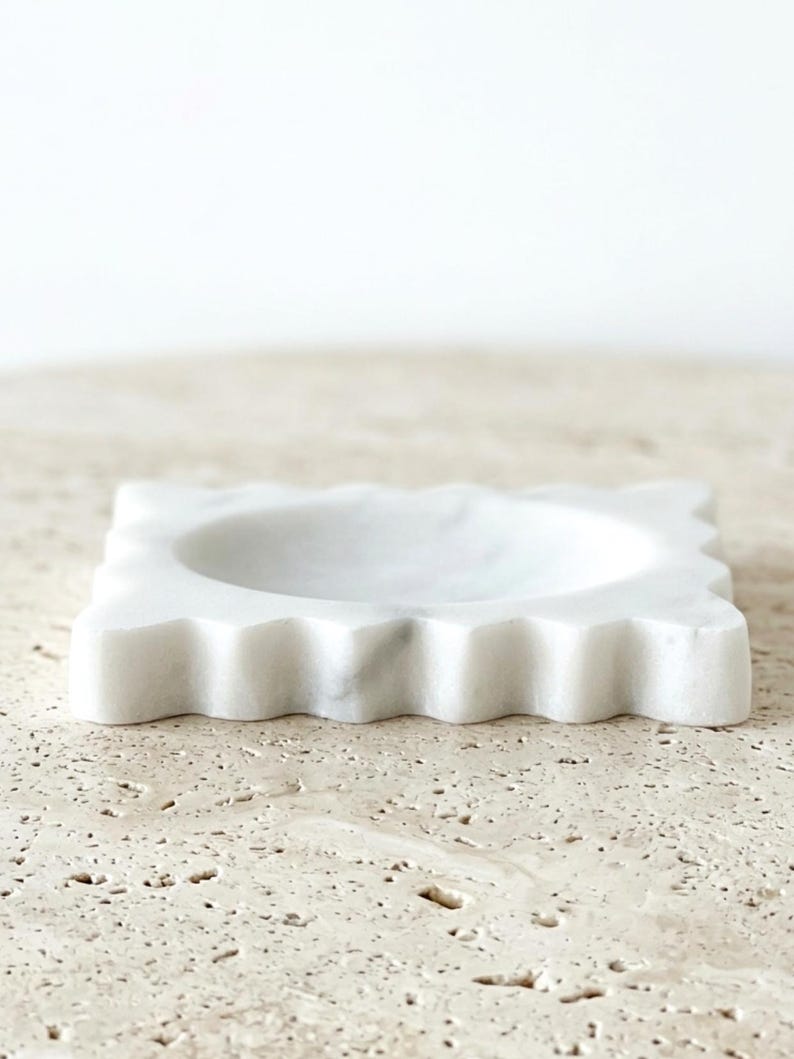 Calacatta Marble Scalloped Soap Dish, Luxury Bathroom Vanity Tray, Trinket Holder image 1