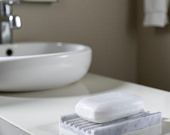 Handcrafted Carrara Marble Fluted Soap Dish: Elegant Bathroom Decor