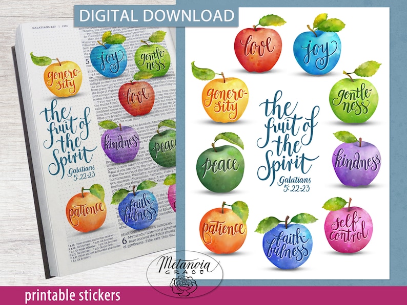 K&ouml;nnte beinhalten: Druckbare Aufkleber mit Aquarell-Illustrationen von &Auml;pfeln mit den Worten "love", "joy", "peace", "patience", "kindness", "faithfulness", "gentleness", "self-control" und "generosity" auf jedem Apfel. Der Text "The fruit of the Spirit Galatians 5:22-23" steht in der Mitte des Bildes.