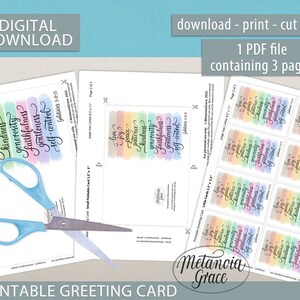 Puede incluir: Tarjeta de felicitaci&oacute;n imprimible con un fondo de acuarela arco&iacute;ris y las palabras "amor, alegr&iacute;a, paz, paciencia, bondad, generosidad, fidelidad, gentileza, autocontrol" escritas en cursiva negra. La tarjeta est&aacute; dise&ntilde;ada para ser recortada y utilizada como tarjeta de felicitaci&oacute;n.