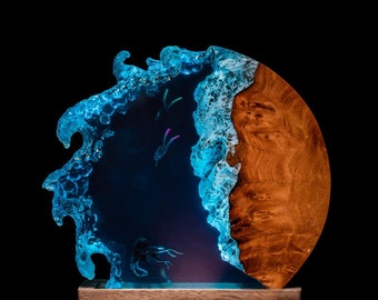 Lámpara de Noche Buzo y Océano | Luz de Resina Hecha a Mano | Decoración Marina Única | Regalo para Amantes del Mar