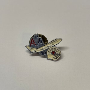 Vintage American Airlines United Way 10 Year Lapel Pin