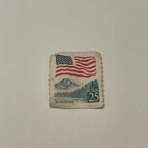 Vintage USA Yosemite 25c 1988 Flag Stamp