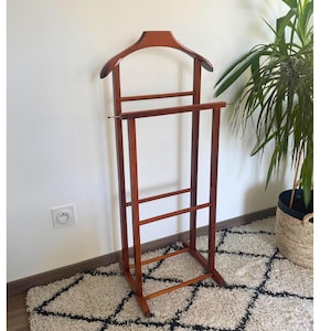 Valet de Chambre en Bois Massif – Hêtre et Noyer, Made in Italy – Valet de Nuit sur Roulettes, Porte-Vêtements Vintage Traditionnel - KOVVN