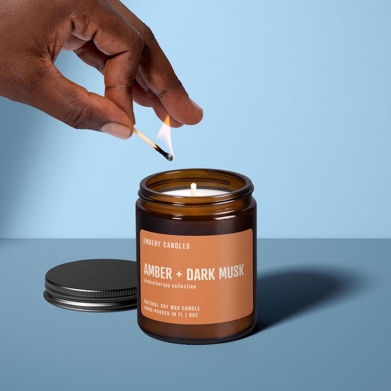 Amber + Dark Musk Aromatherapy Collection Soy Wax Candle - Thumbnail 3