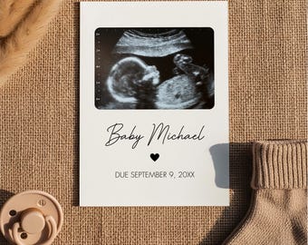 Pregnancy Reveal to Family, Neutral Baby Announcement Digital