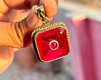 Sterling Silver Ruby Crystal Pendant: Vintage Style Charm