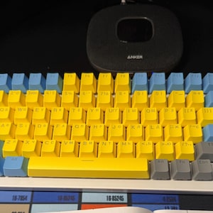 Custom Ukrainian Keycaps Set / Blue & Yellow PBT Keycaps / Backlit Mechanical Keyboard Keycap Set