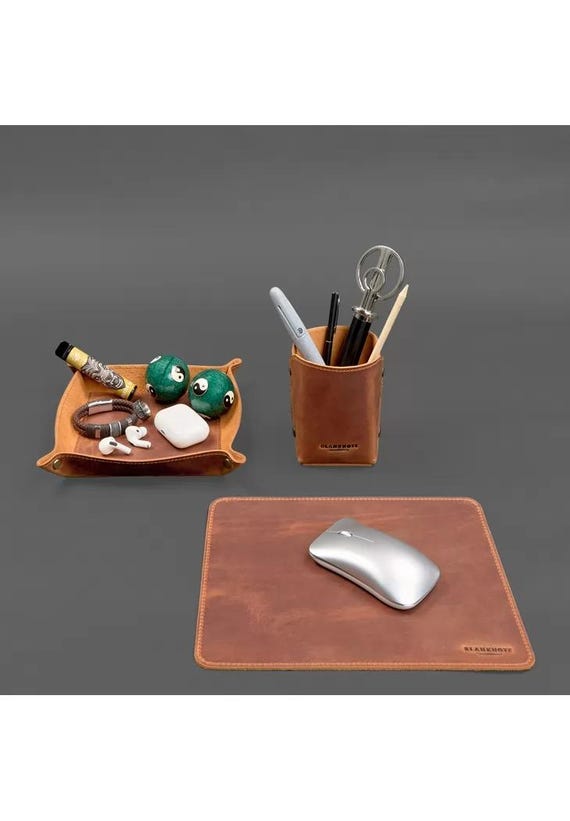 Personalized Crazy Horse Leather Desk Set, Mouse Pad, Pen Cup, Tray