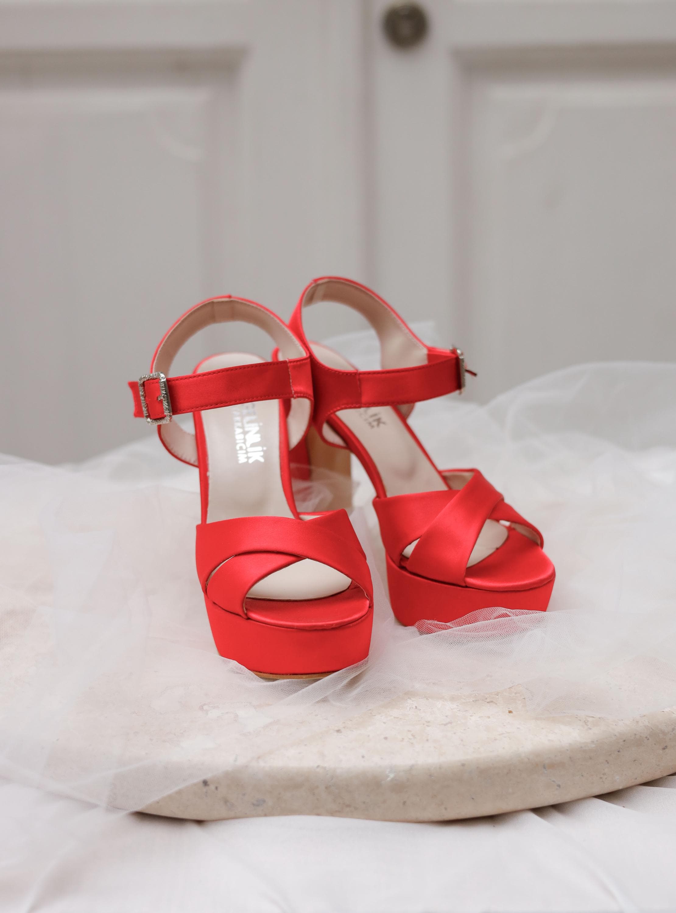 Handmade Satin Platform Heels, 13 cm High Heel, Red Bridal Shoes, Comfortable Non-Slip Sole, Custom Sizes 33-42, Elegant Wedding Shoes