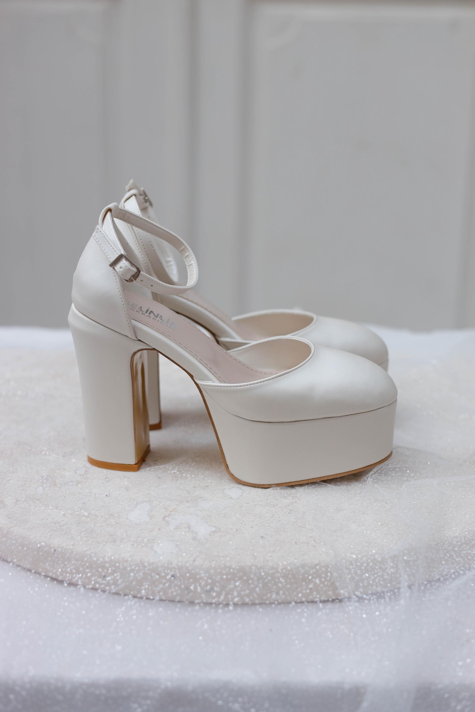 Cream Satin Bridal Platform Heels: Orthopedic Wedding Shoes - Etsy Cream Satin Bridal Platform Heels: Orthopedic Wedding Shoes - Etsy