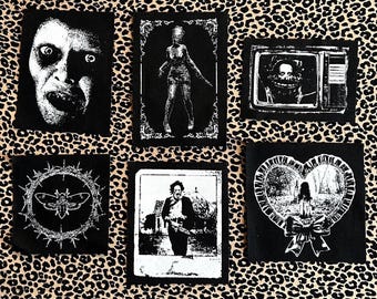 Toppe horror: applicazioni in tela punk, emo, goth e alternative per giacche.