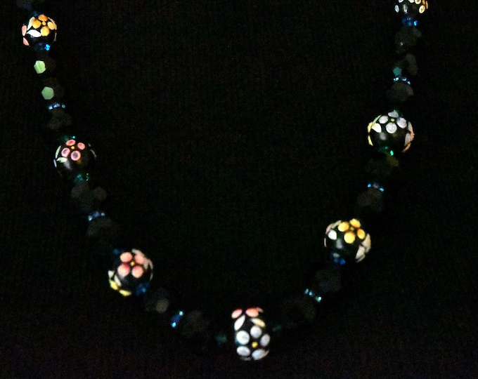 Vintage Alice Caviness Hand Painted Czech Bead Necklace