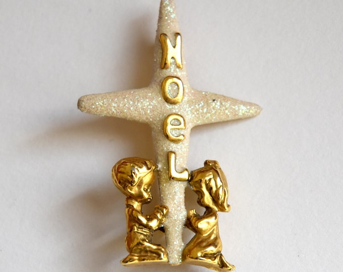 Vintage Danecraft Christmas Pin