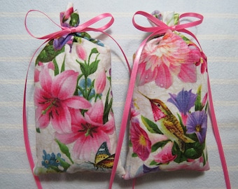 Bustina Hummingbird 5&quot;X2&quot; - Fragranza &#39;Grandma&#39;s Garden&#39; - Colibrì/Farfalle/Gigli orientali - Bustina botanica in cotone miscelata a mano - 298-1!