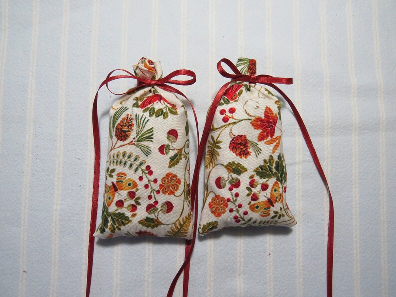 AutumnFall 4X2 Sachet-/'Patchouli Honey/' Fragrance-GreenRust LeavesAcornsButterflies-Cotton Botanical Hand Blended-Cindy/'s Loft-246