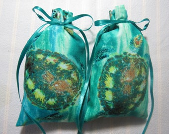 Bustina Sea Turtles 5&quot;X2&quot; - Fragranza &#39;Ocean Mist&#39; - Bustina Caribbean Turquoise - Bustina Cotton Botanical miscelata a mano - Cindy&#39;s Loft - 082-6!